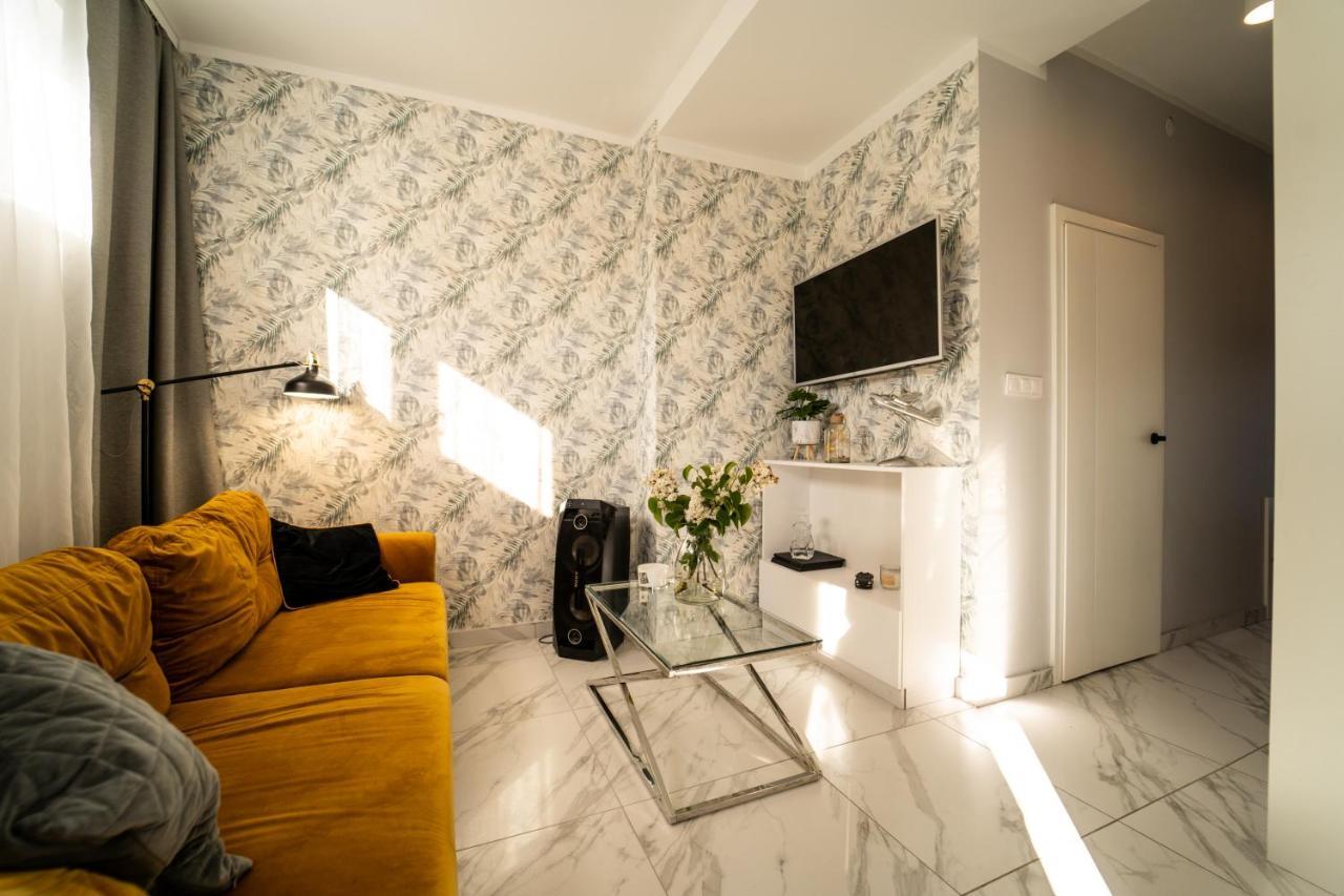 Kolorowe Apartamenty W Mielnie! 350M Od Plazy - 100M Od Jeziora! Мельно Экстерьер фото