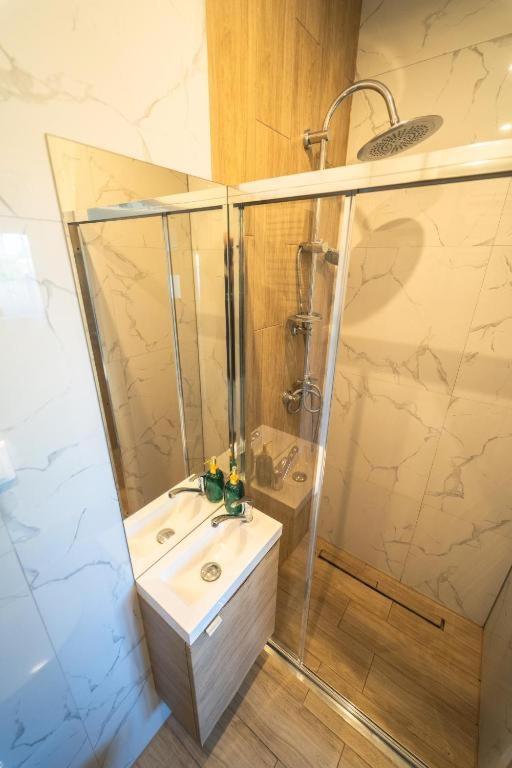 Kolorowe Apartamenty W Mielnie! 350M Od Plazy - 100M Od Jeziora! Мельно Экстерьер фото